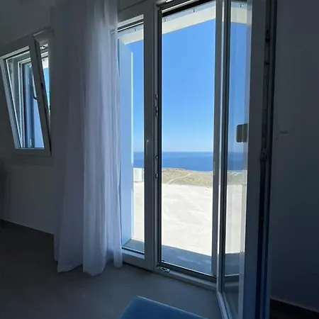 Manesi Kithnos